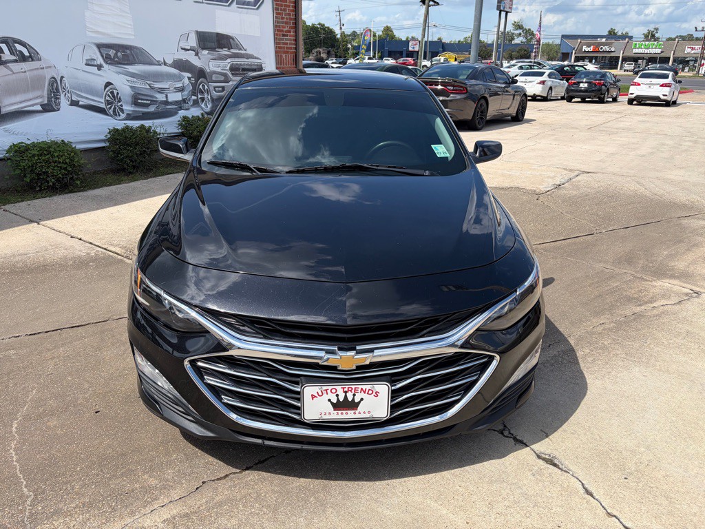 2020 Chevrolet Malibu Image 2