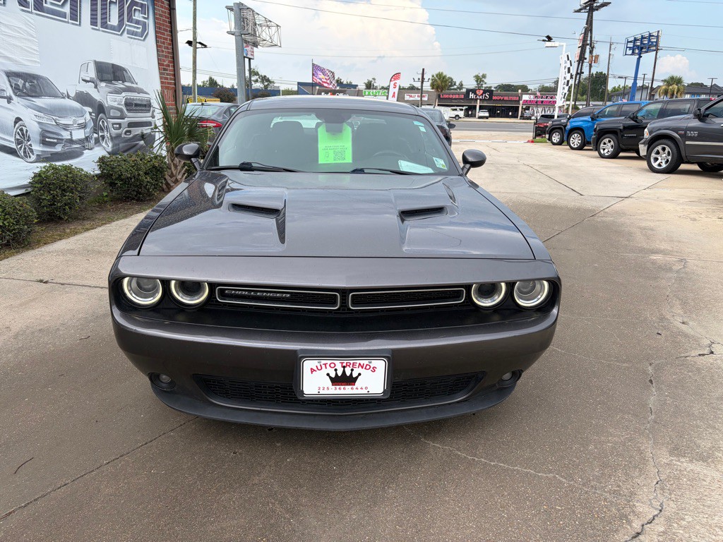 2021 Dodge Challenger Image 2