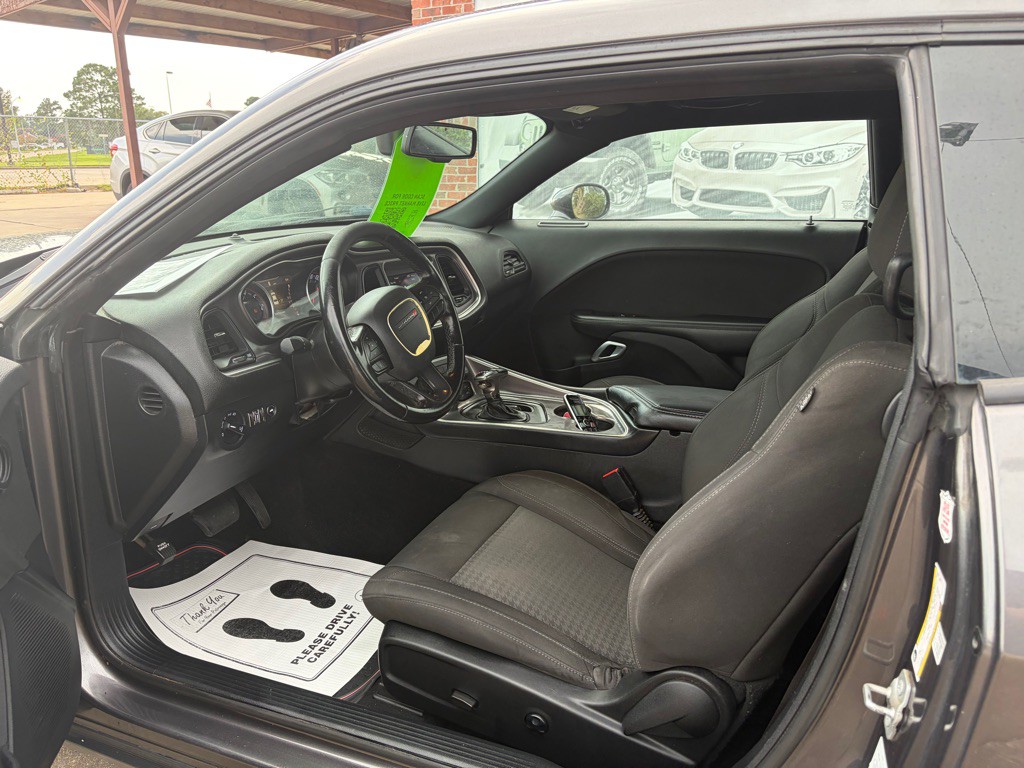 2021 Dodge Challenger Image 10
