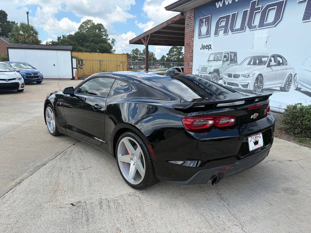 2019 Chevrolet Camaro Image 5