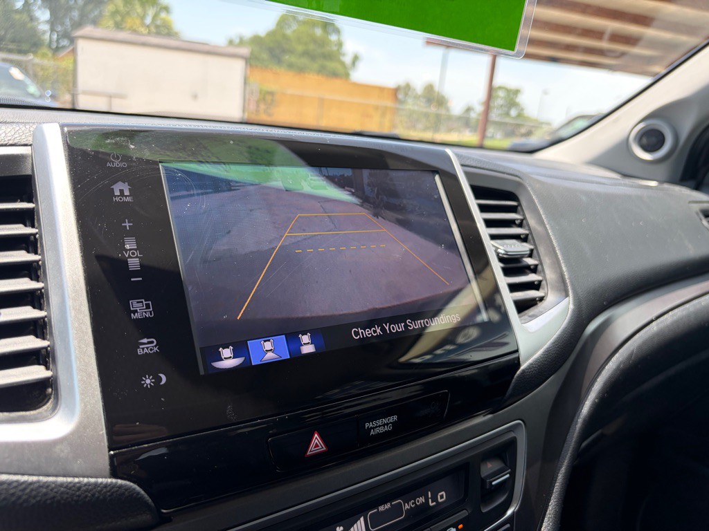 2018 Honda Pilot Image 8