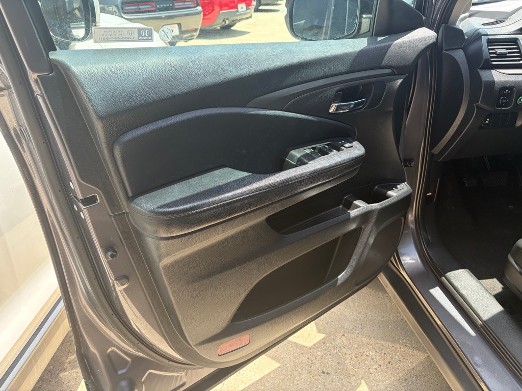 2018 Honda Pilot Image 13