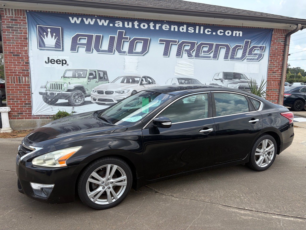 2013 Nissan Altima Image 1