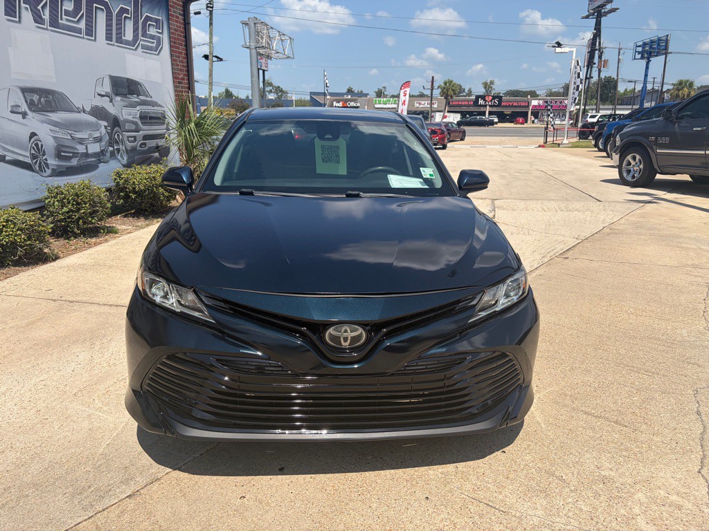 2020 Toyota Camry Image 2