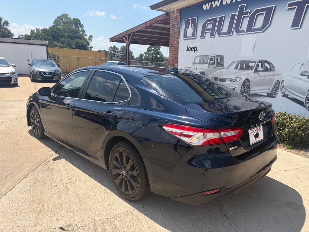 2020 Toyota Camry Image 5
