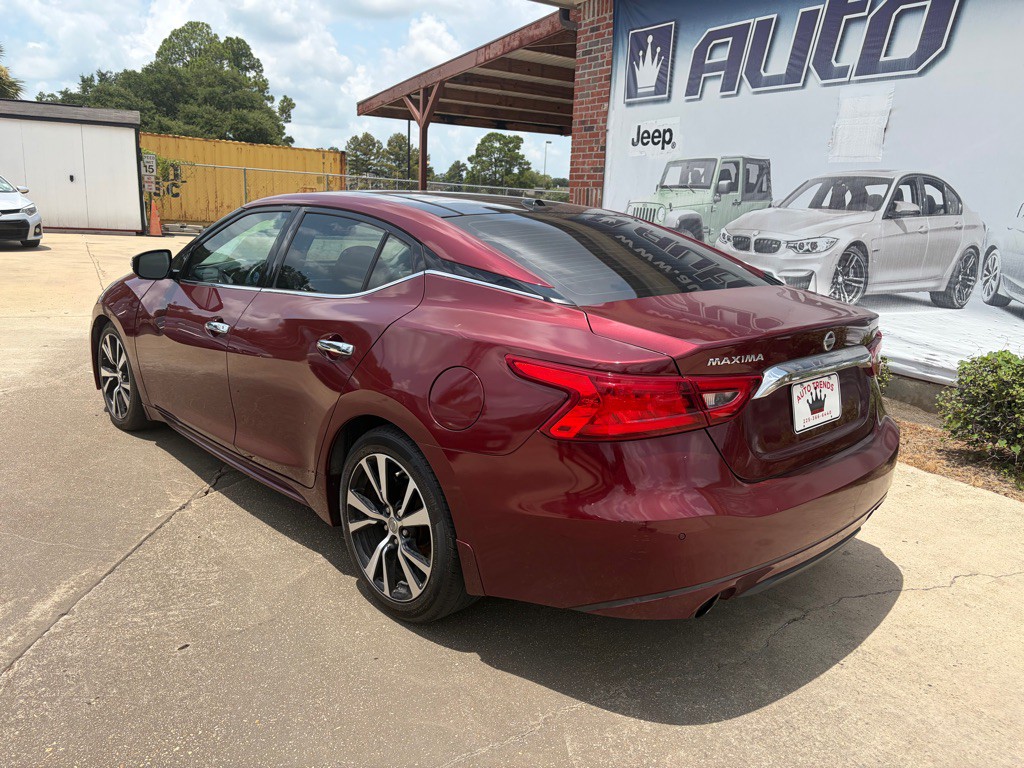 2017 Nissan Maxima Image 6