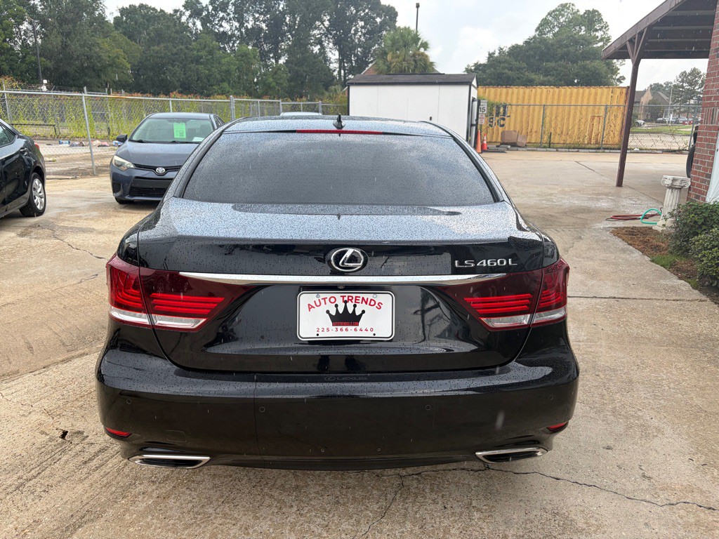 2016 Lexus LS Image 4