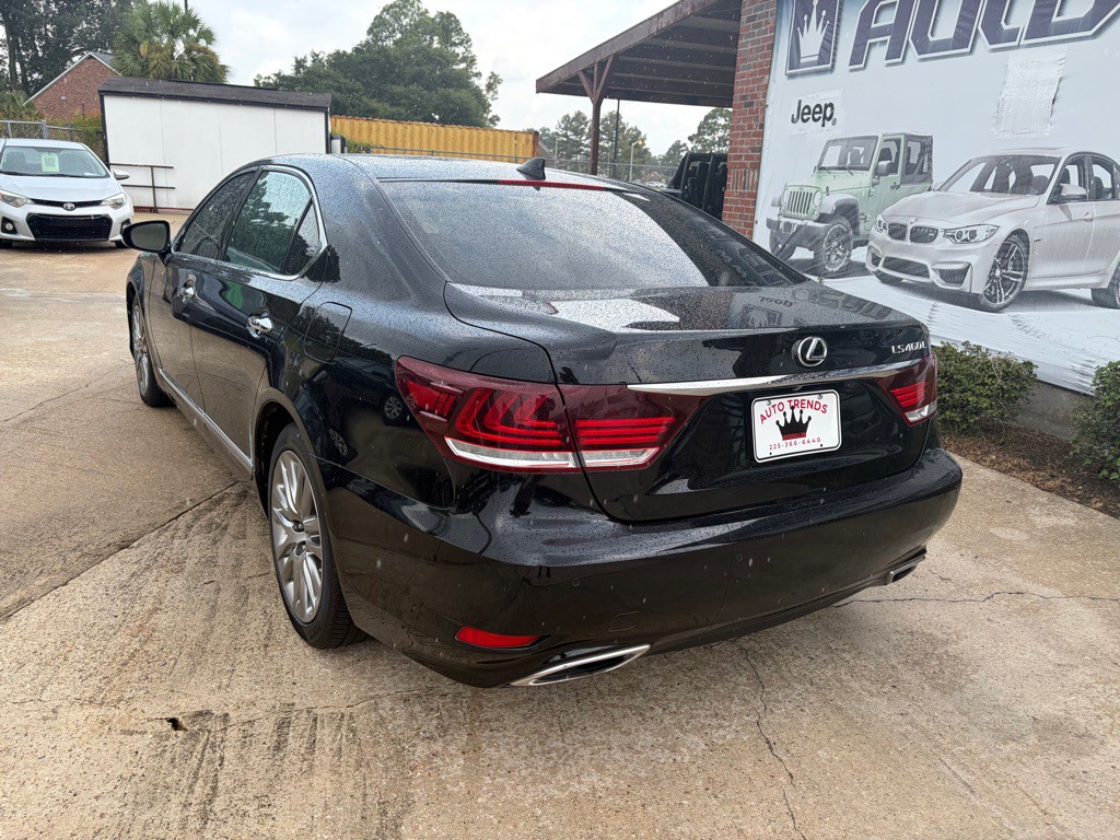 2016 Lexus LS Image 5