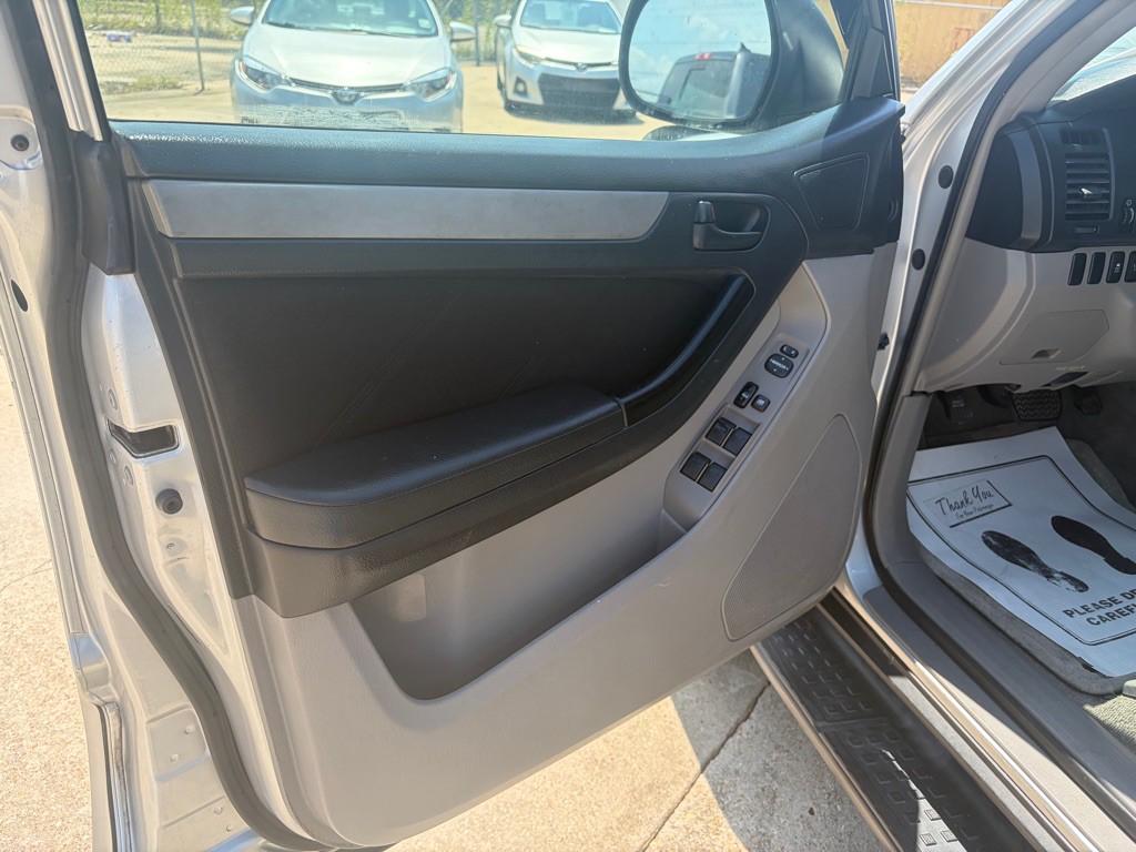 2008 Toyota 4Runner Image 9
