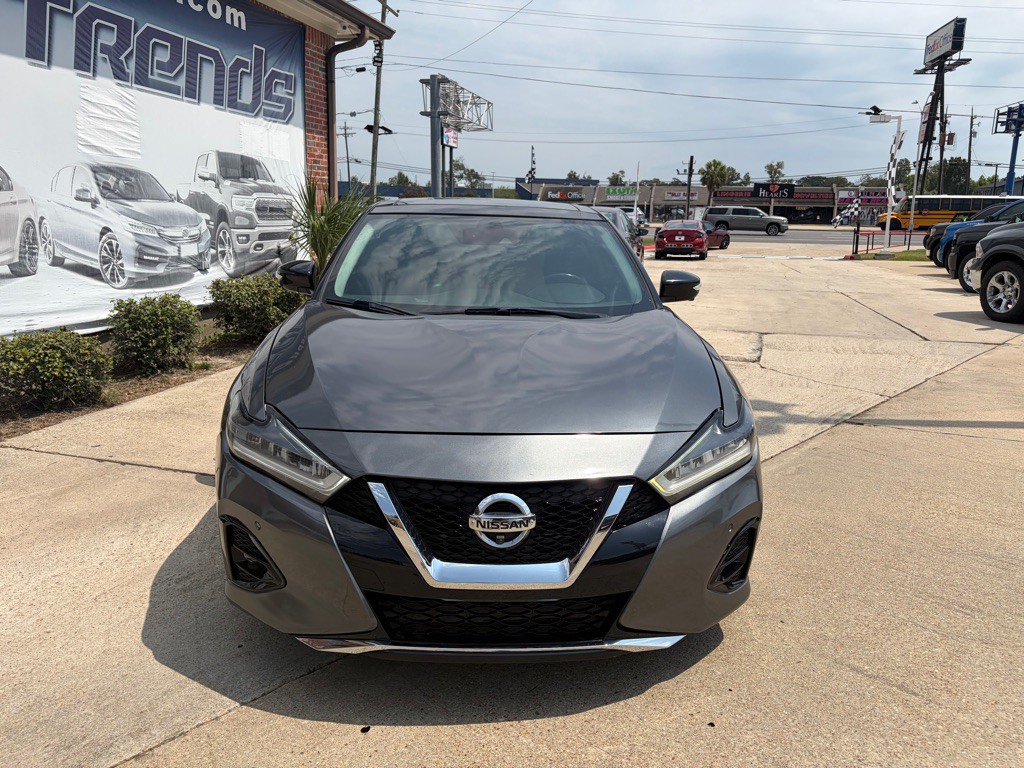 2019 Nissan Maxima Image 2