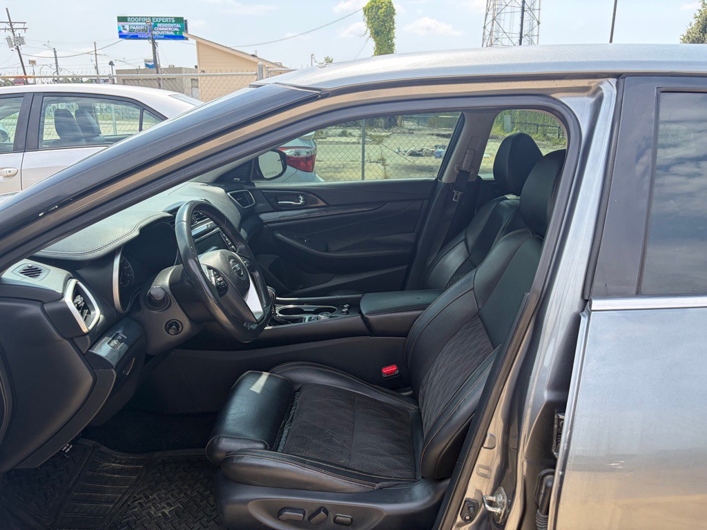 2019 Nissan Maxima Image 6