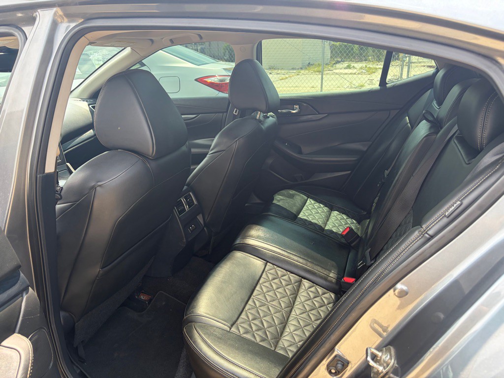 2019 Nissan Maxima Image 7
