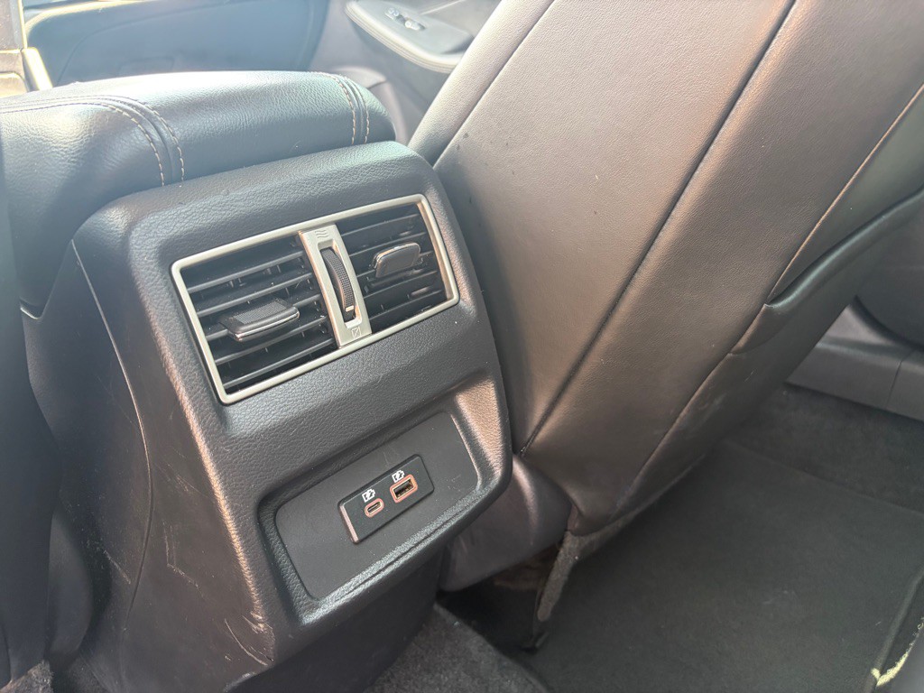 2019 Nissan Maxima Image 10