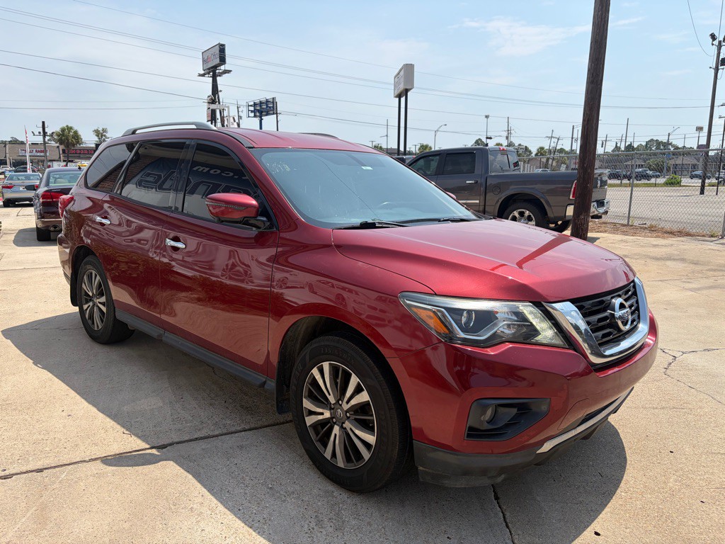2017 Nissan Pathfinder Image 3