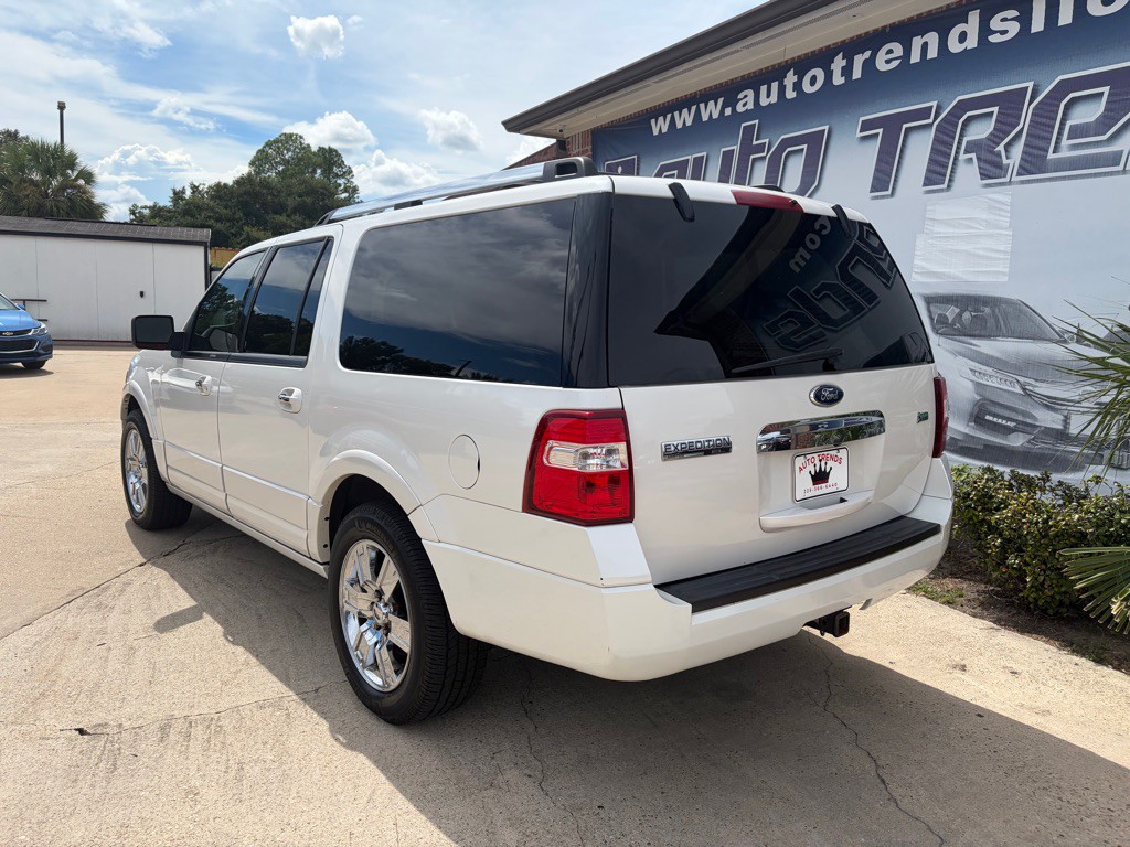 2010 Ford Expedition Image 5