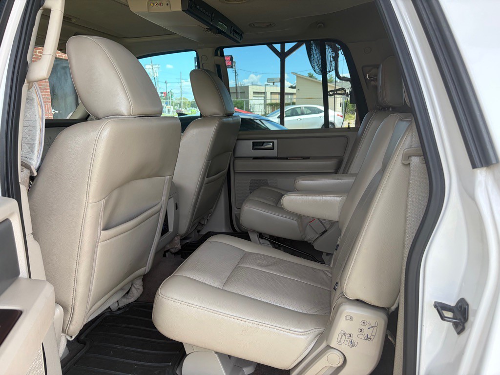 2010 Ford Expedition Image 7