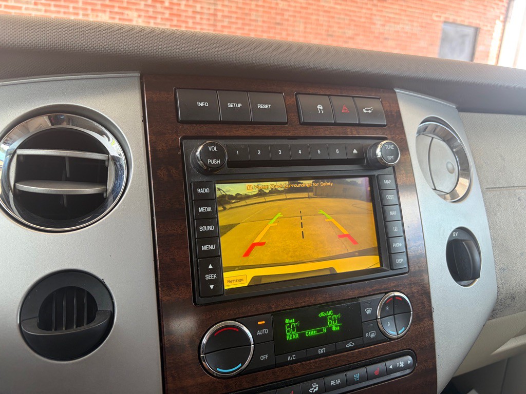 2010 Ford Expedition Image 13