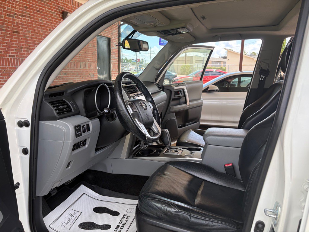 2013 Toyota 4Runner Image 13