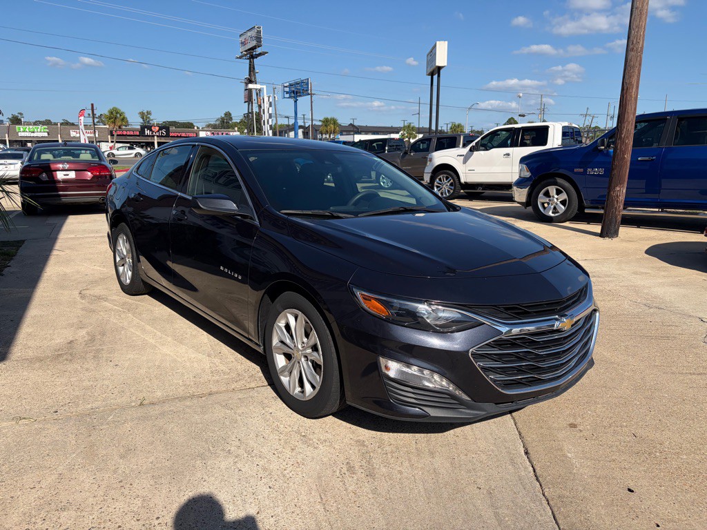 2023 Chevrolet Malibu Image 3