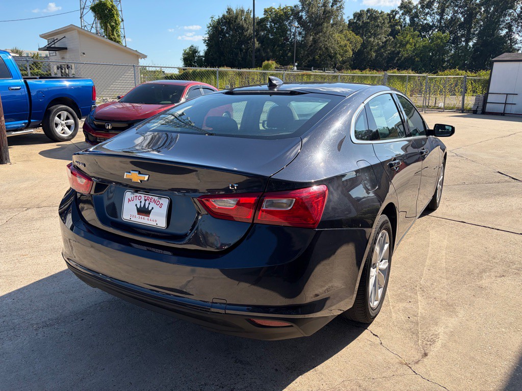 2023 Chevrolet Malibu Image 6