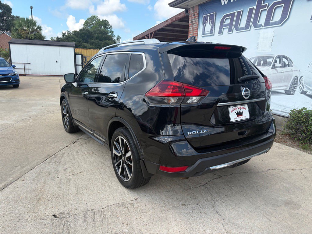 2018 Nissan Rogue Image 5
