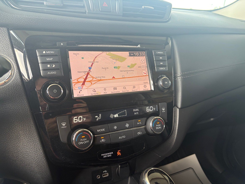 2018 Nissan Rogue Image 13