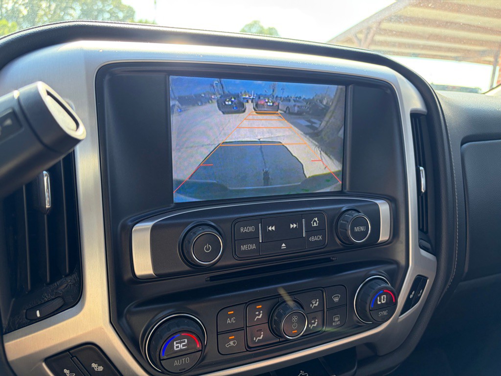 2015 GMC Sierra Image 11