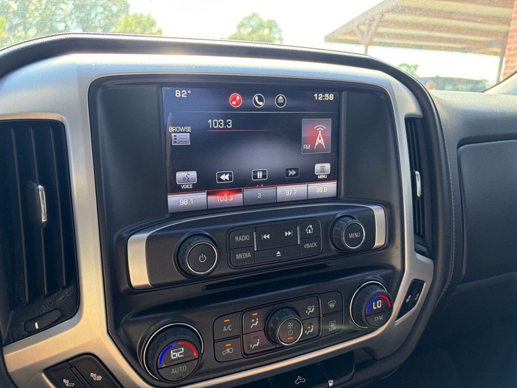 2015 GMC Sierra Image 12
