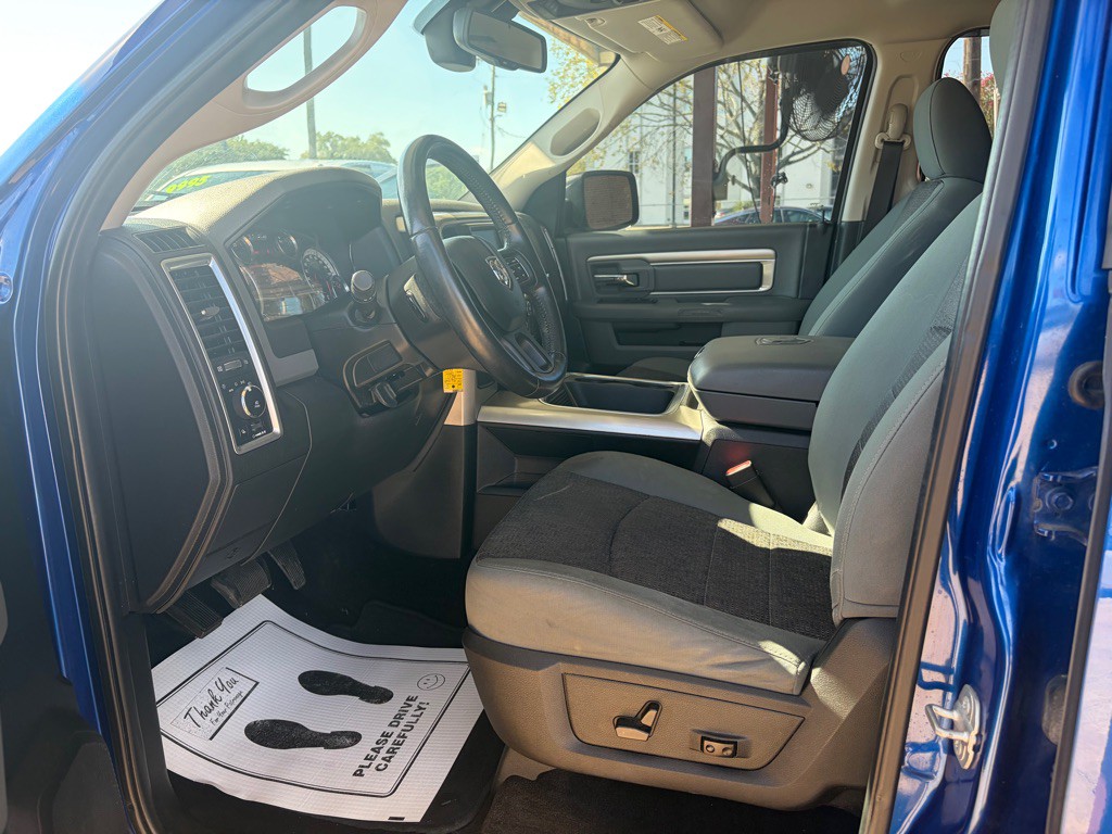 2017 RAM 1500 Image 7