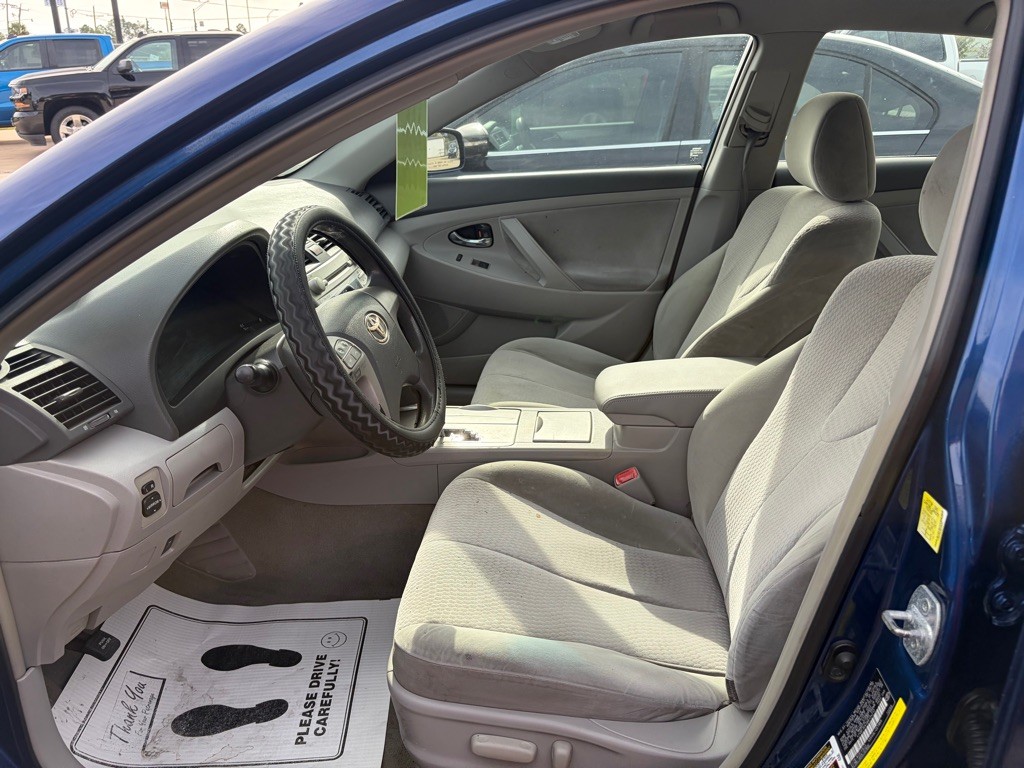 2011 Toyota Camry Image 7
