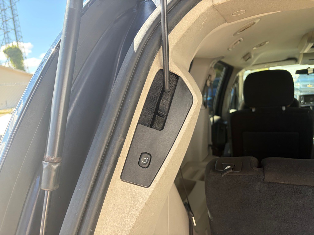 2015 Dodge Grand Caravan Image 10