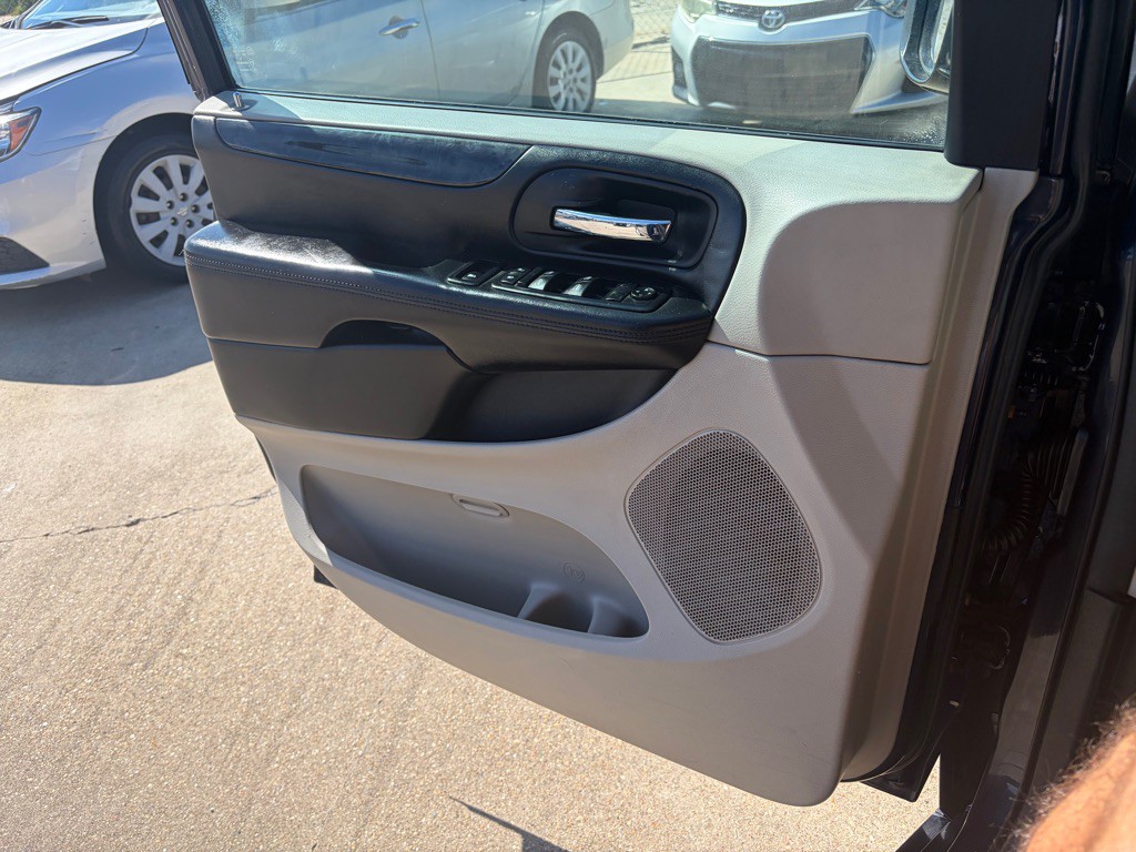 2015 Dodge Grand Caravan Image 13