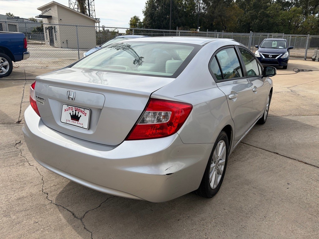 2012 Honda Civic Image 4