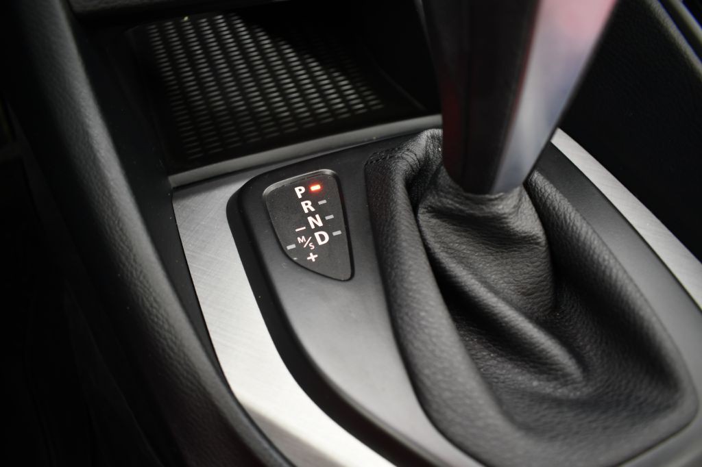 2014 BMW X1 Image 35
