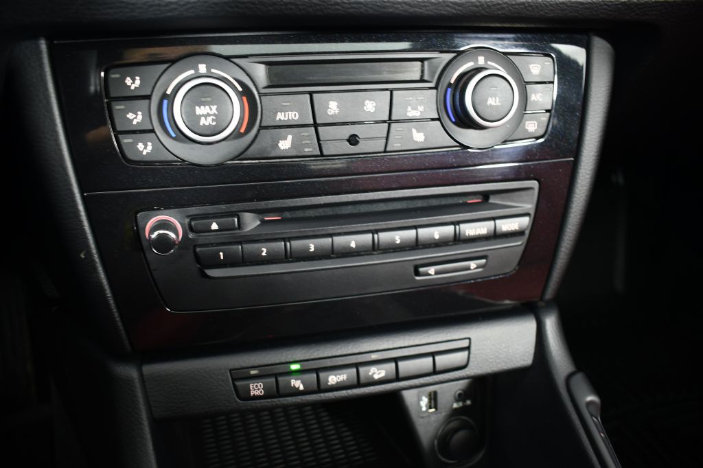 2014 BMW X1 Image 39