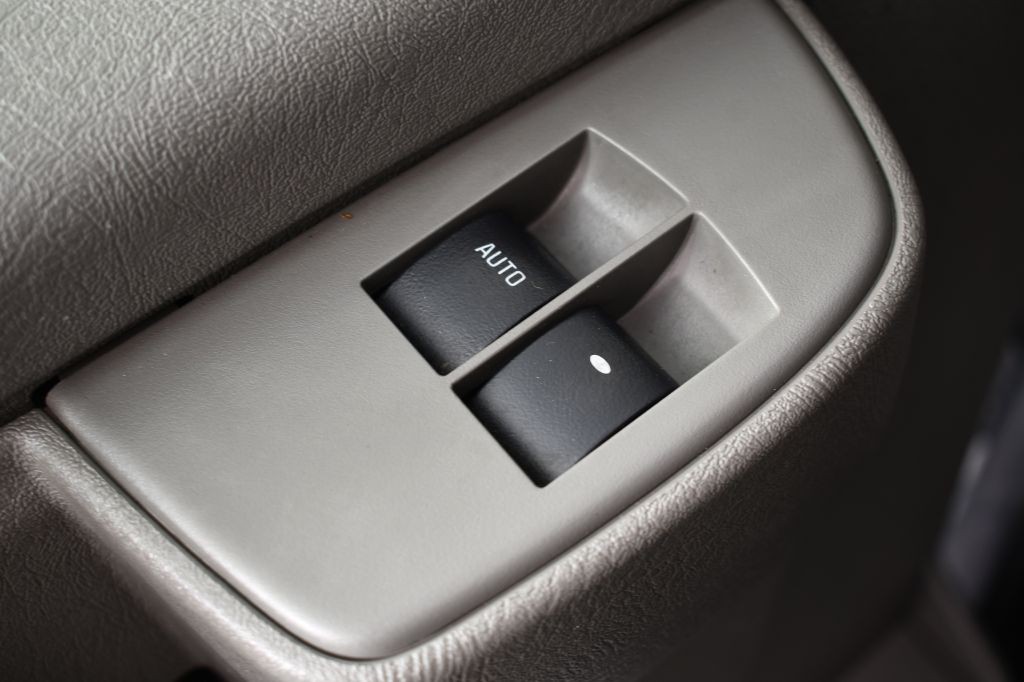 2017 GMC Savana Image 27