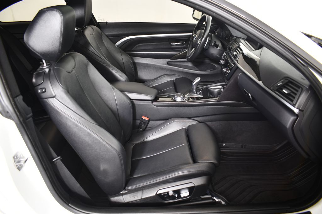 2016 BMW 4 Series Image 23