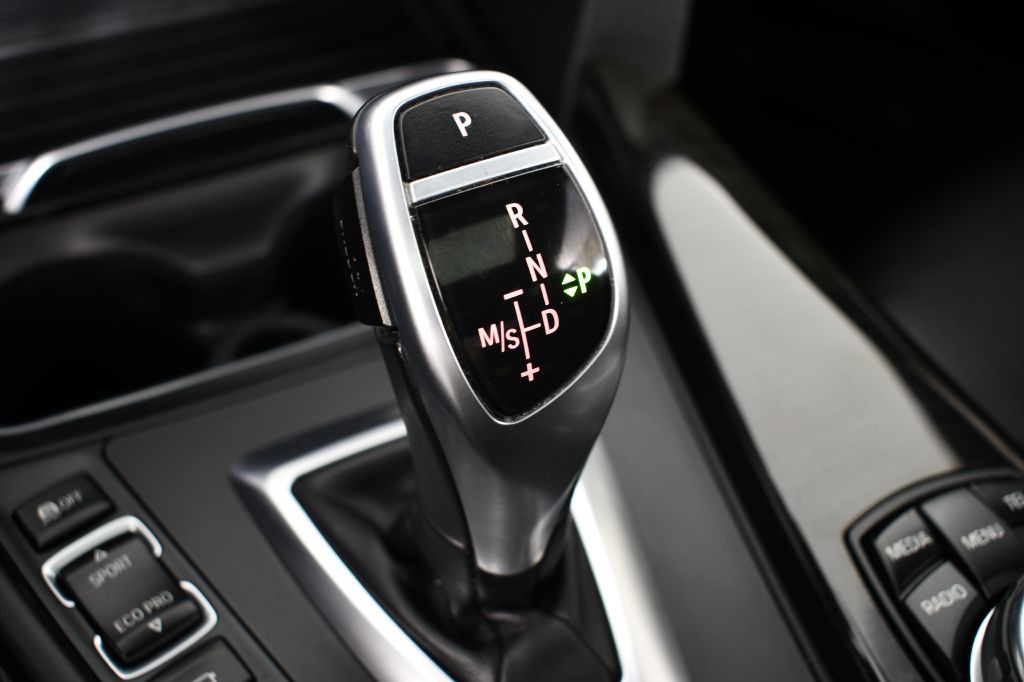 2016 BMW 4 Series Image 37