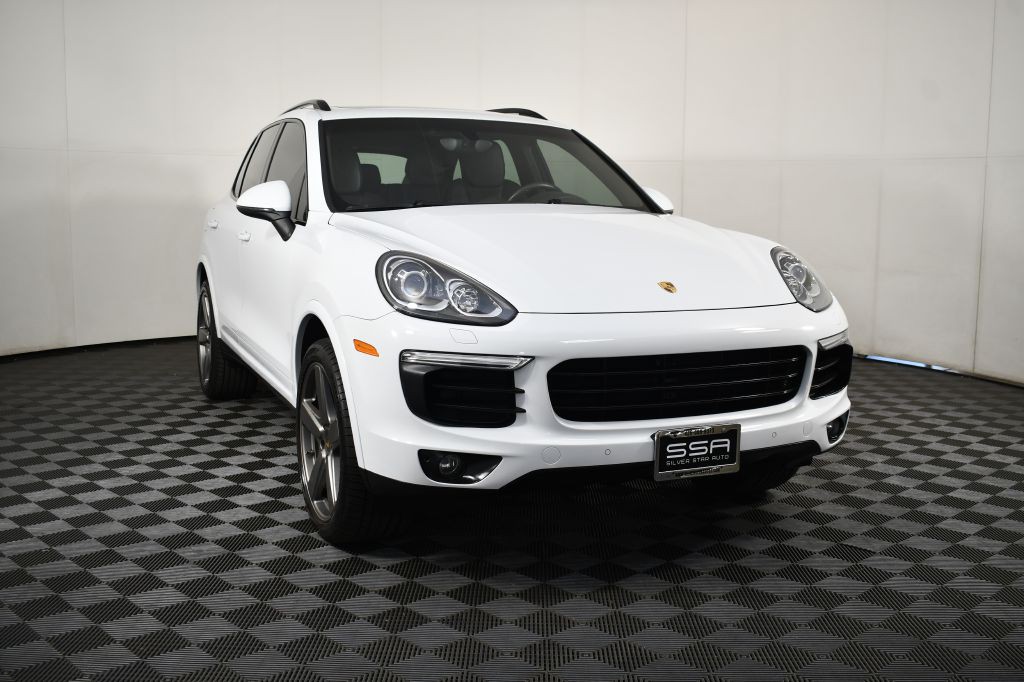 2017 Porsche Cayenne Image 3