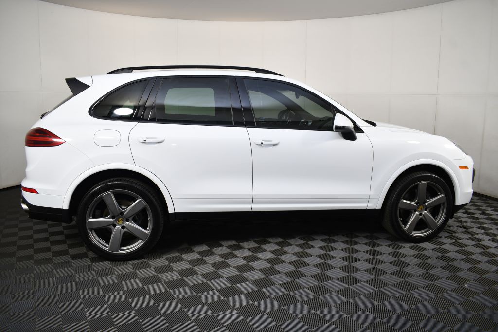 2017 Porsche Cayenne Image 5