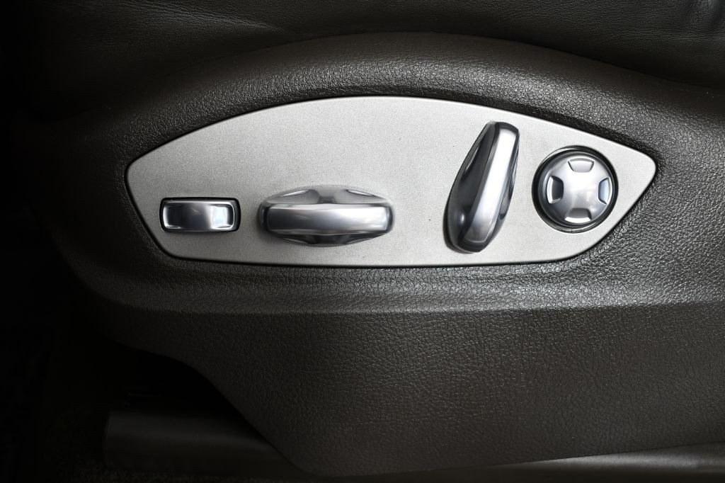 2017 Porsche Cayenne Image 43