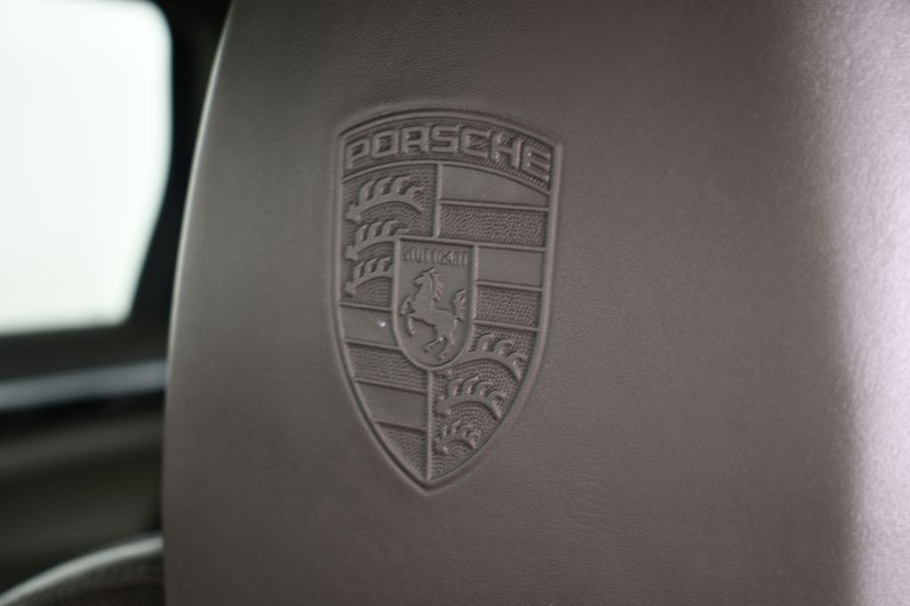 2017 Porsche Cayenne Image 44