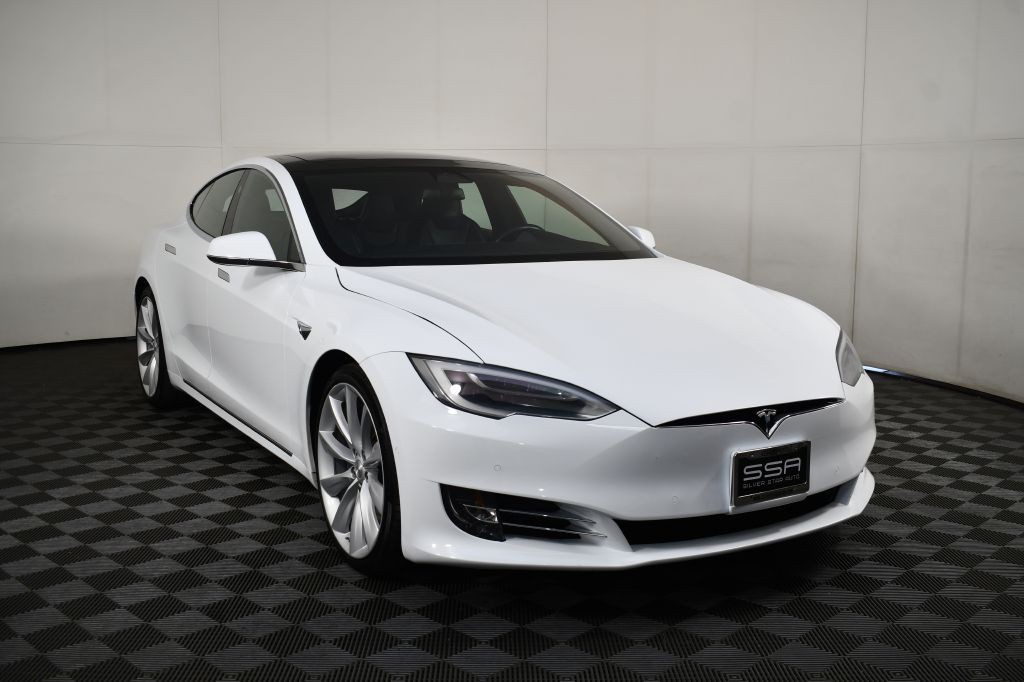 2016 Tesla Model S Image 3