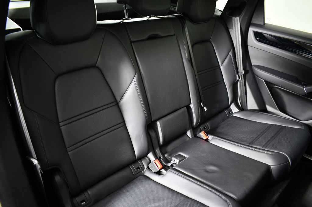 2021 Porsche Cayenne Image 27