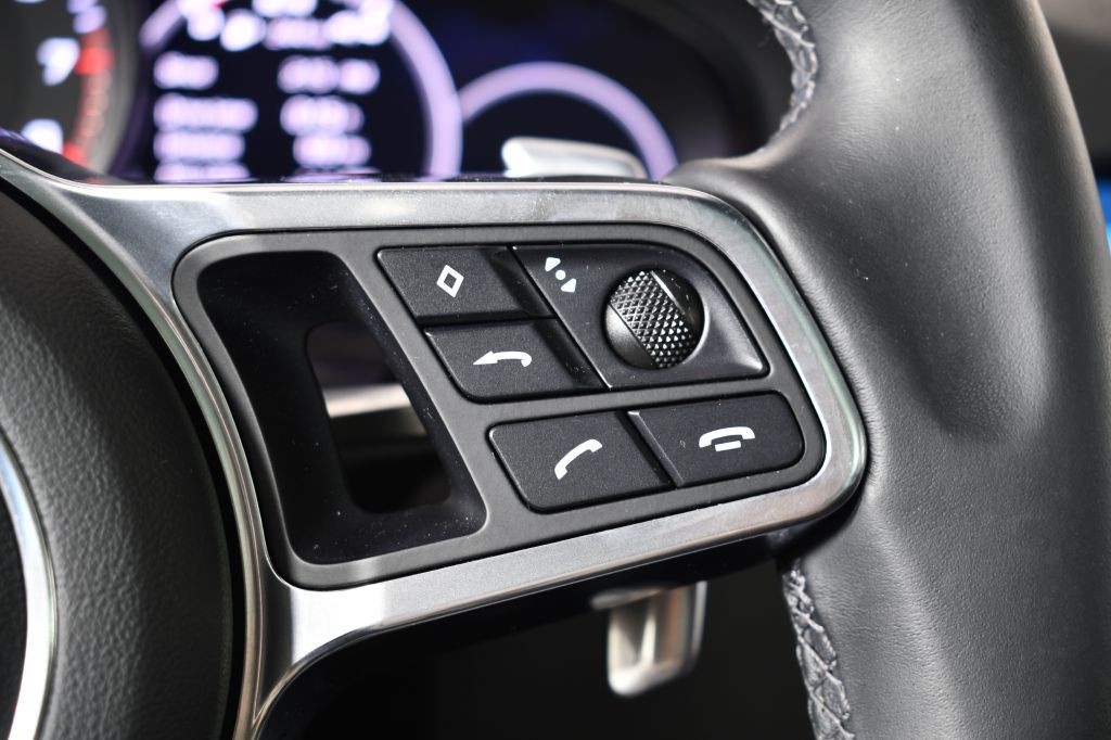2021 Porsche Cayenne Image 36