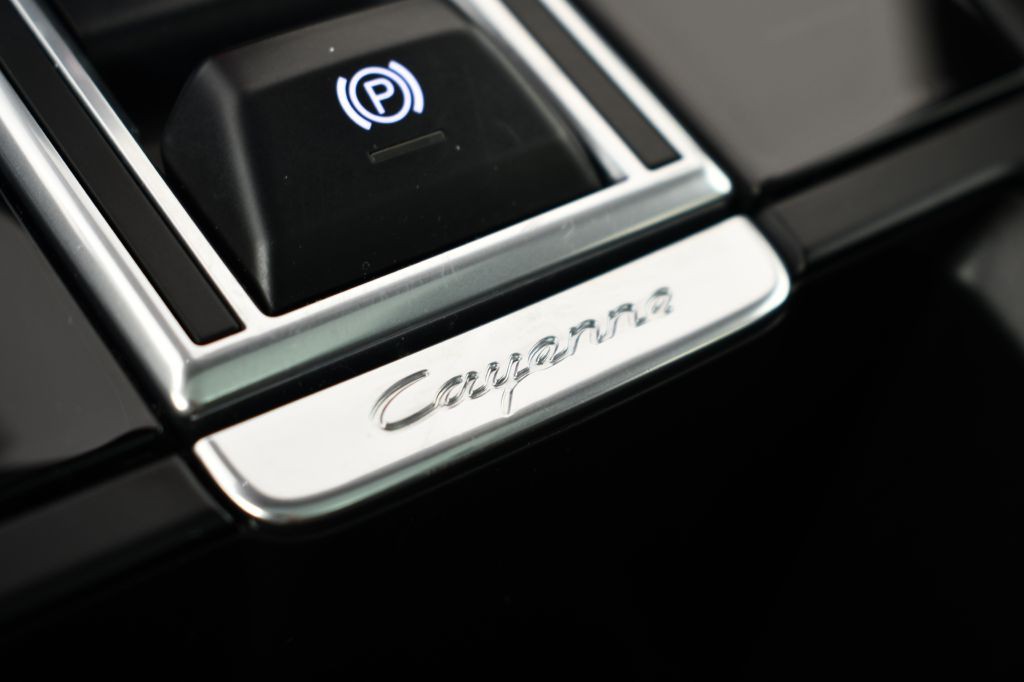 2021 Porsche Cayenne Image 47