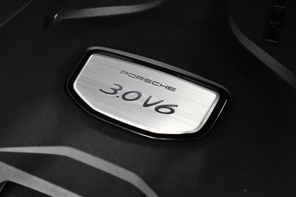 2021 Porsche Cayenne Image 58