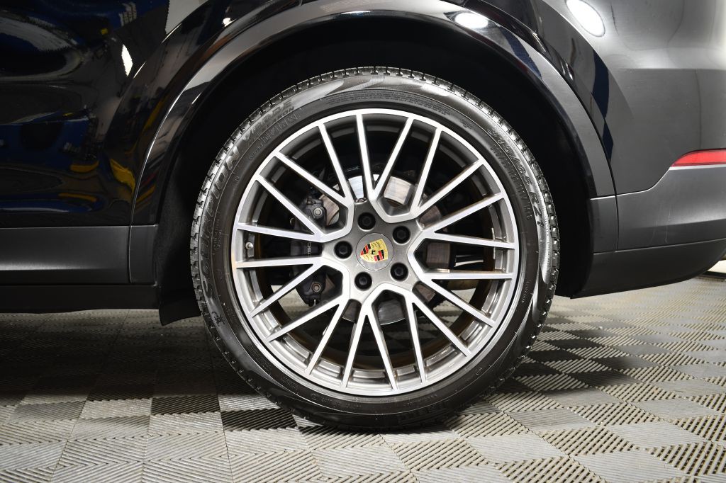 2021 Porsche Cayenne Image 60