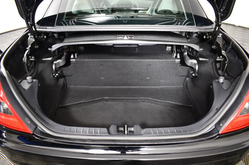 2009 Mercedes-Benz SLK-Class Image 13
