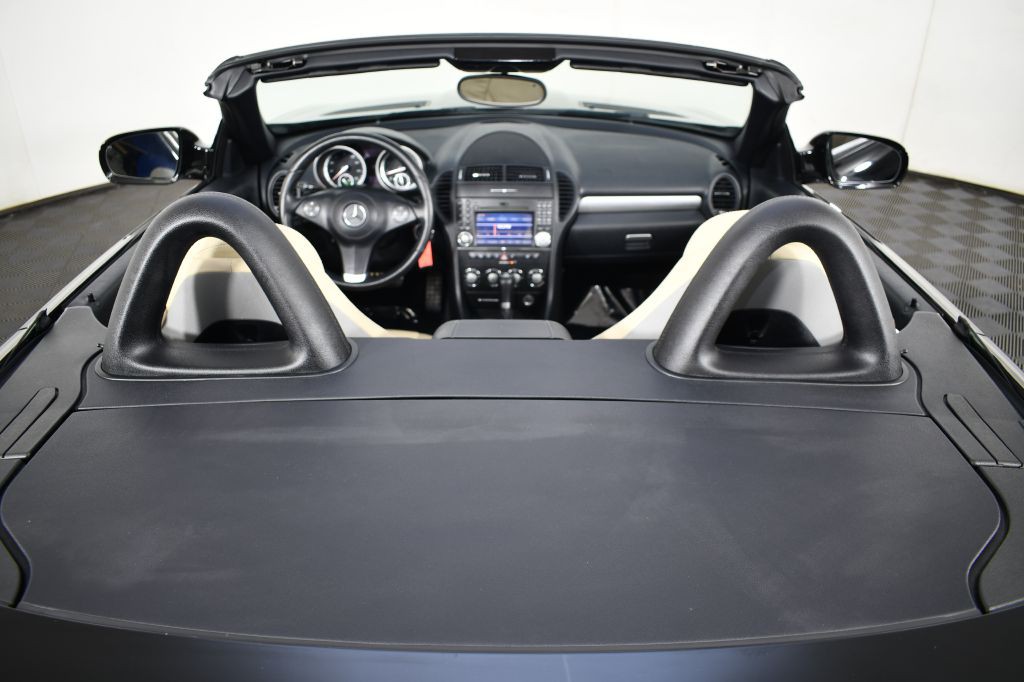 2009 Mercedes-Benz SLK-Class Image 21